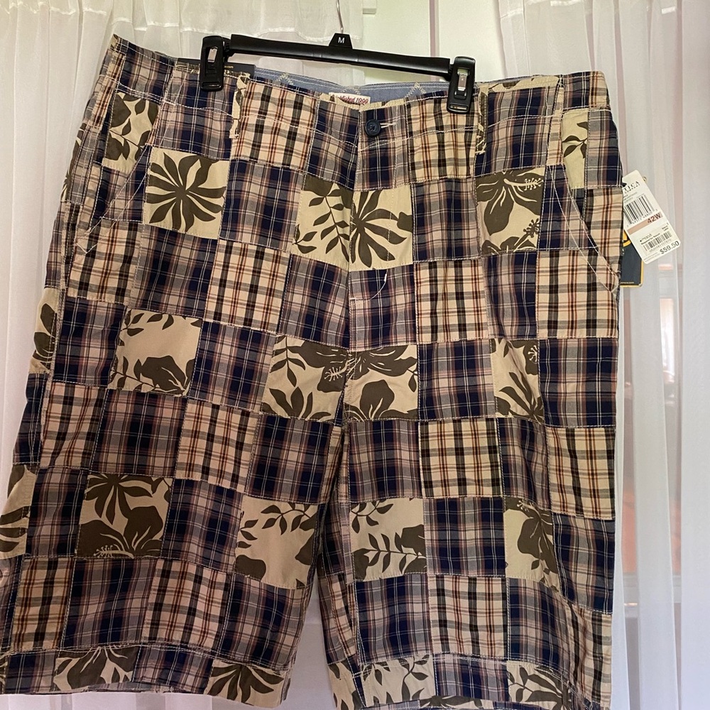 Nautica Mens Shorts - Size 42W